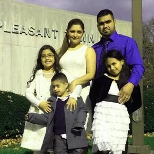 Meet your Posher, Adan